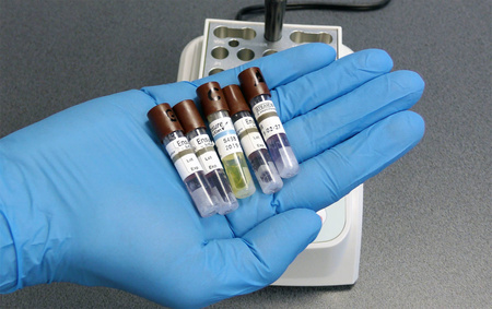 Inkubator biologiczny ENSURE SCICAN do testów sterylizacji, 10 gniazd, LCD, 57°C, medycyna, stomatologia, beauty